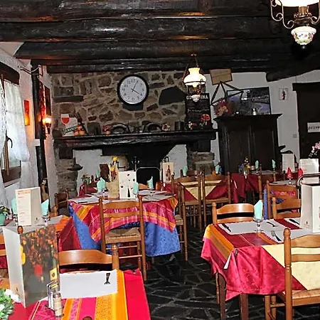 Hotel Des Pyrenees Campan