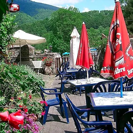 Des Pyrenees Hotel