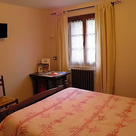 Des Pyrenees Hotel